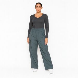 SHEIN Solid Gray Cargo Pants 100% Polyester wide leg bell bottoms elastic L